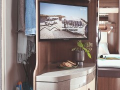 2020_ww_prestige_660wfc_innen_garderobe_BEAR