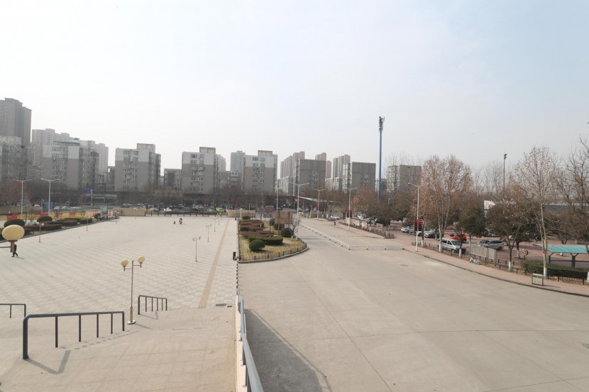 3.31郑州房车展场地河南省体育中心 WLH_3435