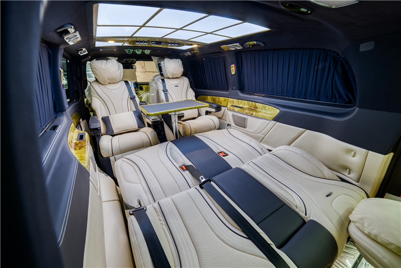 【圣母峰凯旋】奔驰V260新款七座商务车20210225164739459