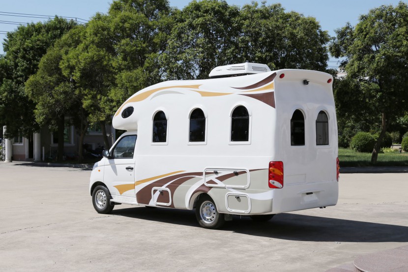 新飞房车新伽途旅居版 13.98万元 IMG_9507