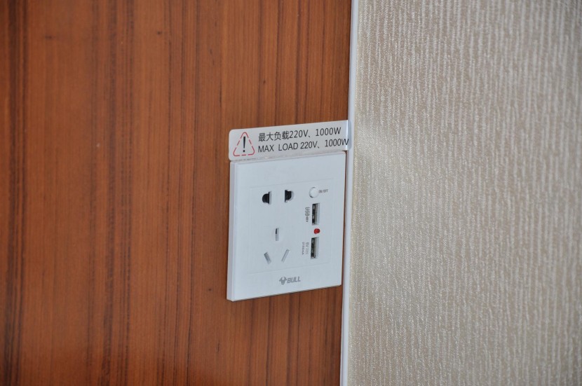 直降50万!独家团购108万即可抢购158万春田奔驰斯宾特524顶配房车 DSC_0266