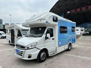 隆翠房车 2022款C615玩家版-W