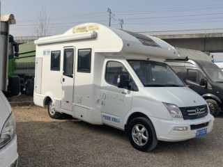 中天房车 大通V80小额头房车