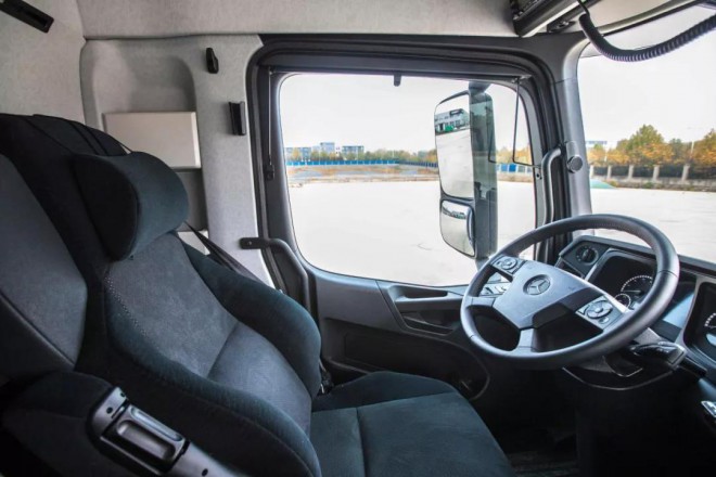 不惧束缚的越野房车（一）b86256d886f84be3a9a62fd4ed632fe4