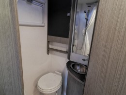 瑞弗 2022款瑞弗V820双扩展房车（巅峰版）