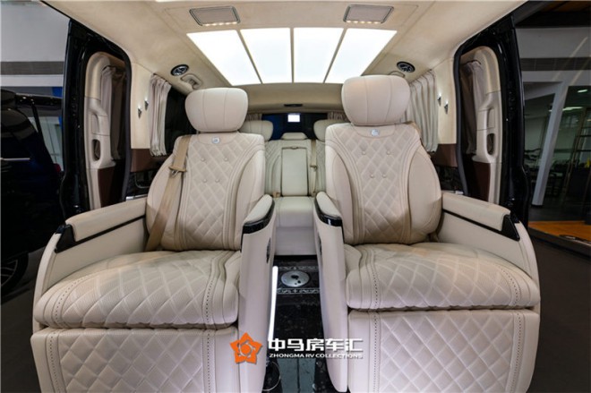 奔驰V260商务房车202004171549488983