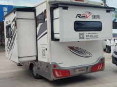 瑞弗房车 2020款V820