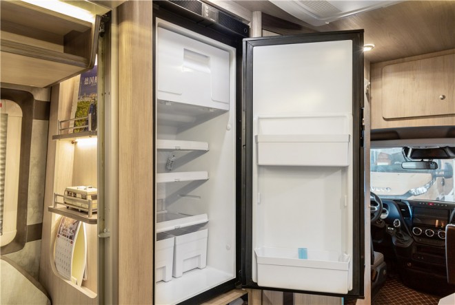 5f7b8cd9b96769d92f70170647d00bf0