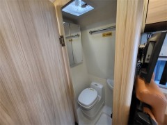 2017款上汽大通RV80旅行家原厂房车 2017款上汽大通RV80旅行家原厂房车