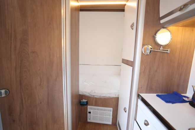 11.23杭州房车展天晟房车“小精灵”拖挂房车闪亮登场add6bd990b104edea571600cea31deb7
