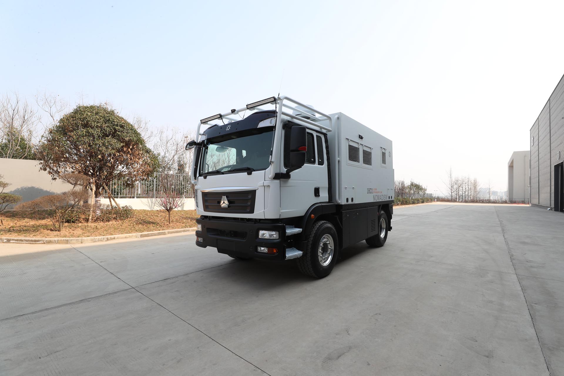 德野 诺马迪森越野房车 nomadism 驰骋者-德野房车-房车旅游网