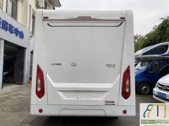 上汽大通 V80 C型房车