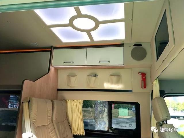 11.23杭州房车展趣蜂房车首创48V不差电房车,全系车型全面亮相杭州展bc848c59bae74f99ba42dbaad56d50b4