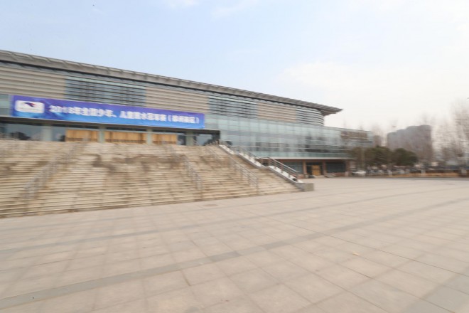 3.31郑州房车展场地河南省体育中心 WLH_3246