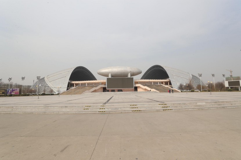 3.31郑州房车展场地河南省体育中心 WLH_3290