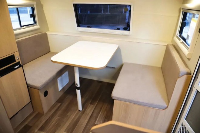 宇通T511拖挂房车，助你开启完美家庭旅行！