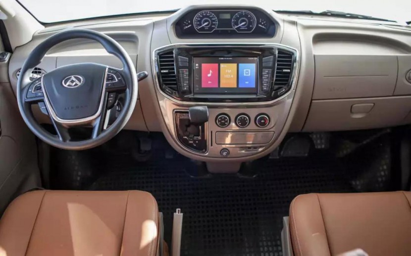 6.5洛阳房车展上汽大通房车携V80、V90B型C型房车亮相，原厂品质值得拥有b8203b2cc85f4197a1d917b66716f27d