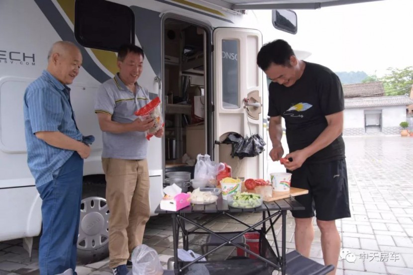 记中天房车遇见甘南之行（上篇）