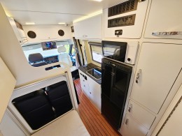 卫航房车 2022款黑斑马