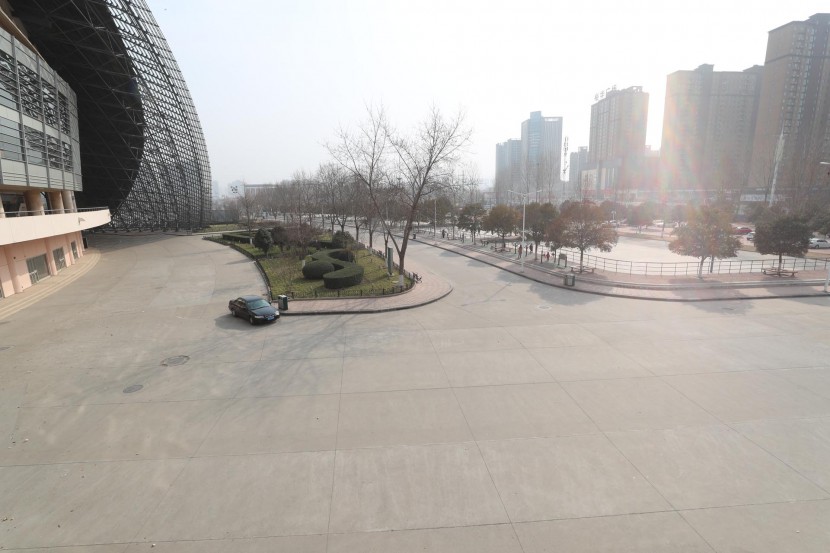 3.31郑州房车展场地河南省体育中心 WLH_3417