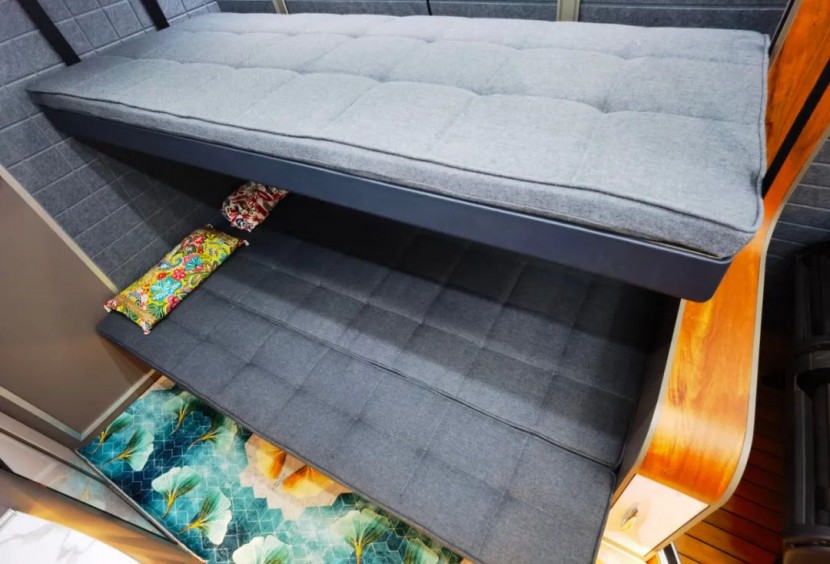 将量身定制进行到底，硬派越野房车东风挑战者“特定版”，9月2日郑州房车展，与您不见不散！3f8b2b0d626e061fbcdb60994e9969df