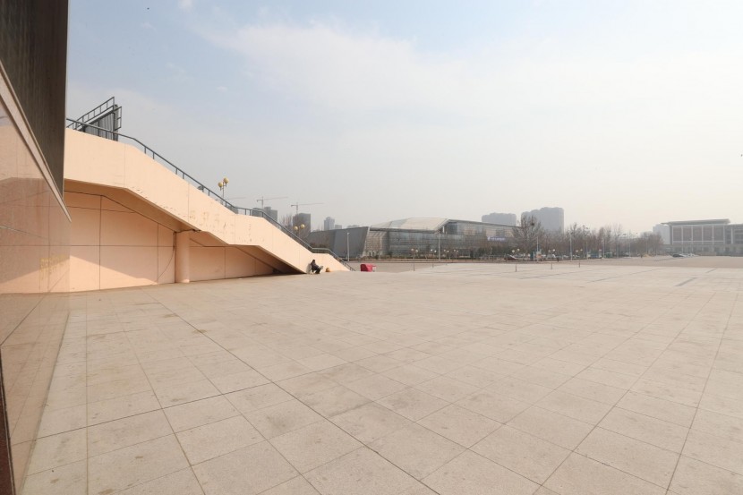 3.31郑州房车展场地河南省体育中心 WLH_3019