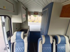 吉姆西房车 大通V90