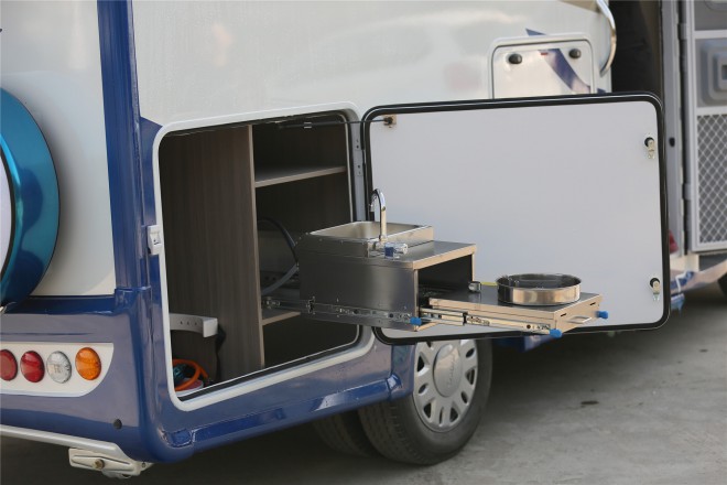 拓锐斯特依维柯C型欧尚II版TIC-611A 56.8万起 2E1A4543