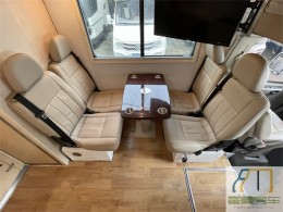 上汽大通 2018款上汽大通RV80 2.5T自动挡 C 型房车