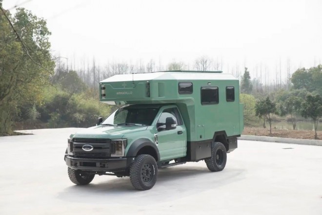 9月2日郑州房车展—阿莫迪罗·锐行者型越野房车，霸气登场