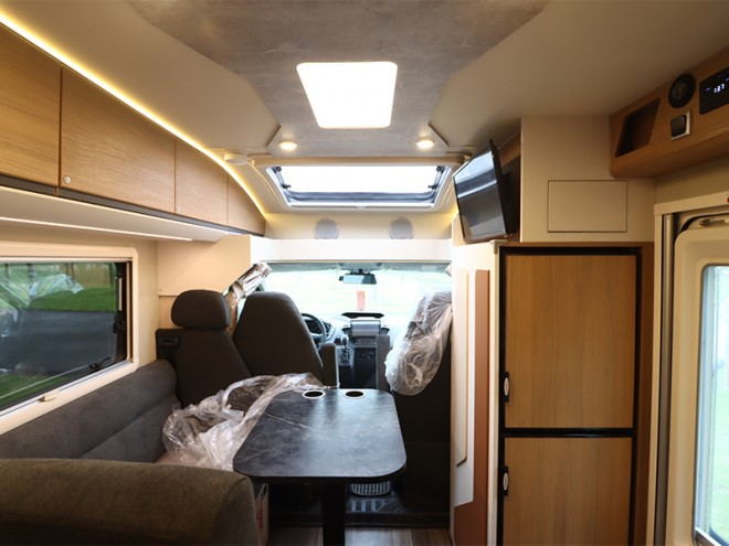 9月2日郑州房车展，宇通C520探界房车，探索美好，拥抱世界！a64b37ae24c5c5fe68a70699eeb78886
