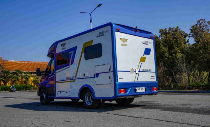 9月2日郑州房车展：赛德房车猎鹰2号C型无拓版，满怀热爱，追逐山海！50665046181e0148e18d27d140c03d48