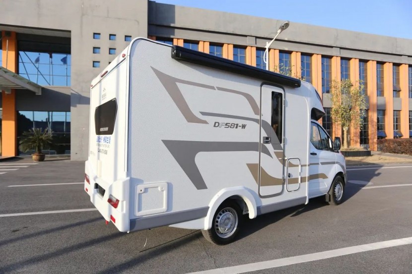 9月2日郑州房车展——隆翠C528亲亲版房车，打造轻量化房车！683f0526a7943e848507600803706096