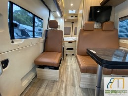 上汽大通 17款上汽大通V80B型房车