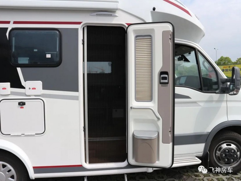 19c113901e3bb74bea00294d9bdd9788