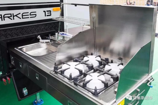 6.5洛阳房车展康派斯房车携高性能越野拖挂CS26、CS05房车亮相2e733b5c47cc4ec6872553a81279a3bd