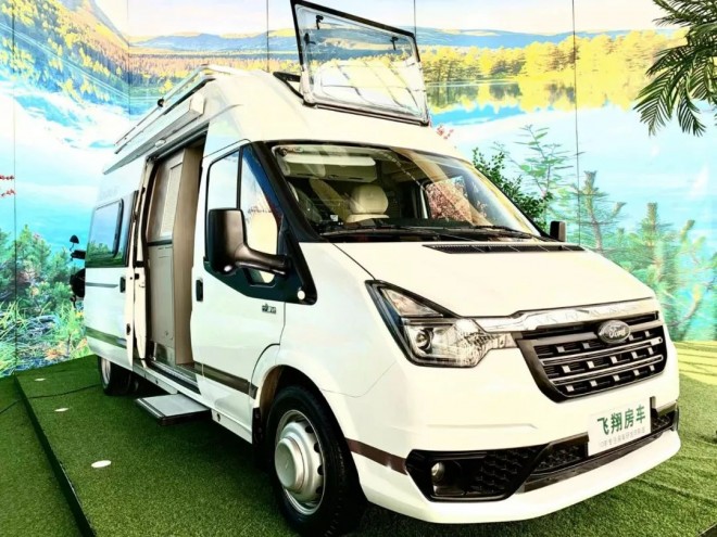 9月2日郑州房车展，飞翔福特新世代舒野二号，伴梦翱翔，载誉前行！1b6ebf5b600f39860208380a3978cbd6