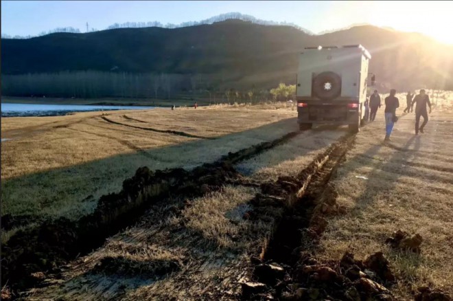 越野、房车自由切换的跨界之王2b6c50d8883741d49afc1074fef24074