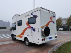 宇通 C330