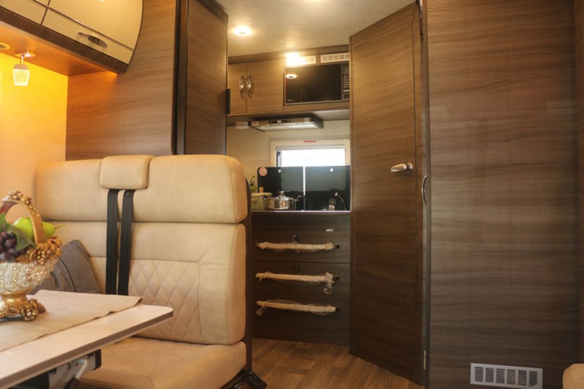 旌航房车巍浩（WH-590-II）auto_3598