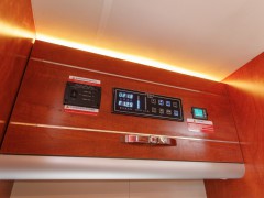 3V0A3078