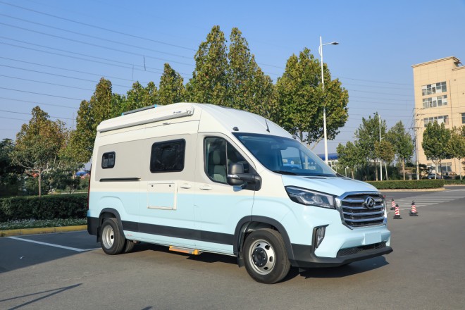 48V电路系统,独立续航可维持3天,宇通全新B311豪享版房车等你来发现!get?code=ZTU1MmI1ZDk0YmUzZGUxZWMyOTdjYTk1NTdhZDc5MTYsMTY2NzAzNjIzMjg2Ng==