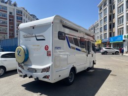 新星房车 2021款700P C型房车