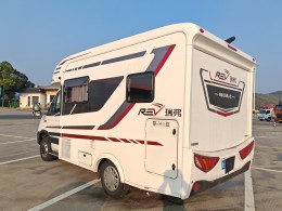 瑞弗房车 2022款瑞弗T800小额头不拓展