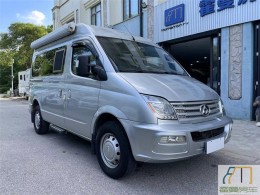 上汽大通 2018款V80短轴B型房车