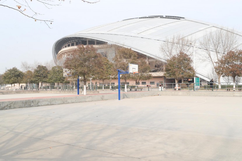 3.31郑州房车展场地河南省体育中心 WLH_3345