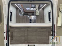2023款东风御风 B型房车