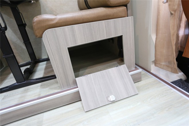 拓锐斯特依维柯C型欧畅版TIC-622 93.8万起 00001453