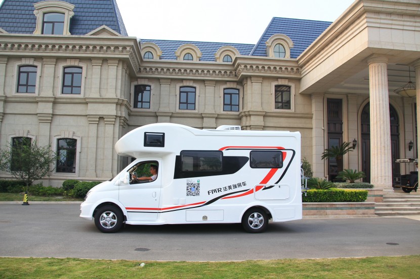 法美瑞大通L007-旅居版房车  38万元 IMG_6281