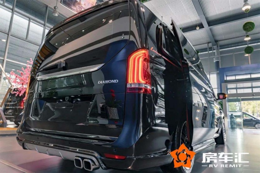 一台用来享受的MPV！——罗伦士进口奔驰V-diamond6.jpg